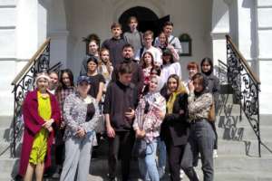 Студенты посетили Свято-Троицкое Архиерейское подворье
