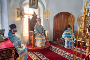 Празднование иконе Божией Матери «Неопалимая Купина» и память святителя Иоасафа Белгородского