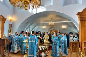 Празднование Казанской иконе Божией Матери в память избавления Москвы и России от Польско-Литовской интервенции в 1612 году
