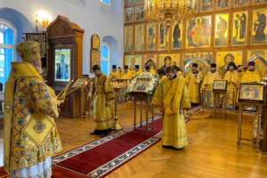 Празднование святителю Тихону, патриарху Всероссийскому