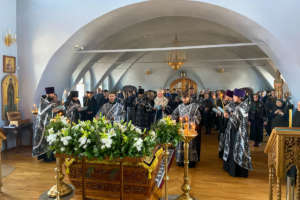 Богослужения Великой Пятницы совершены в Улан-Удэ
