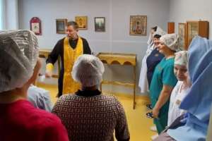 В Республиканском перинатальном центре отслужен молебен о роженицах